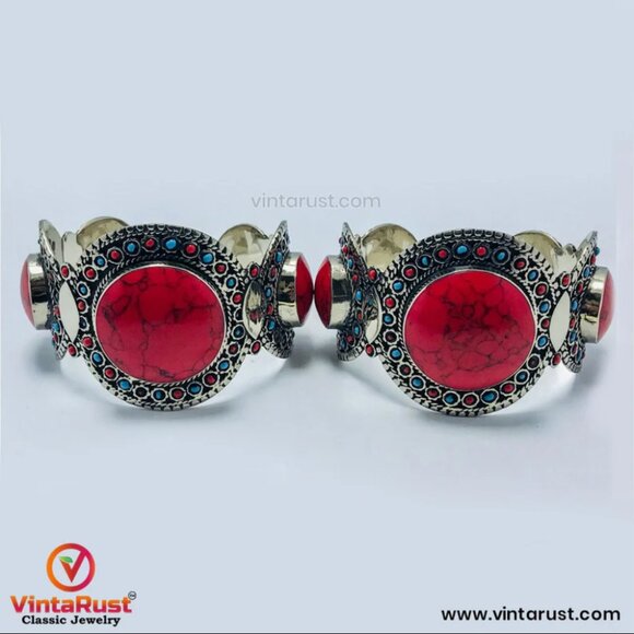 Single Handmade Kuchi Cuff Bracelet: Afghan Tribal Jewelry - Picture 2 of 7